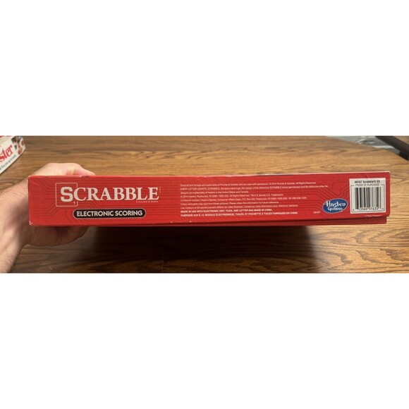 Scrabble Electronic Scoring Crossword Board Game Hasbro‎ Open Box - Picture 2 of 14